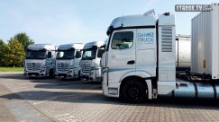 Mercedes-Benz GenH2 Truck Customer Trials